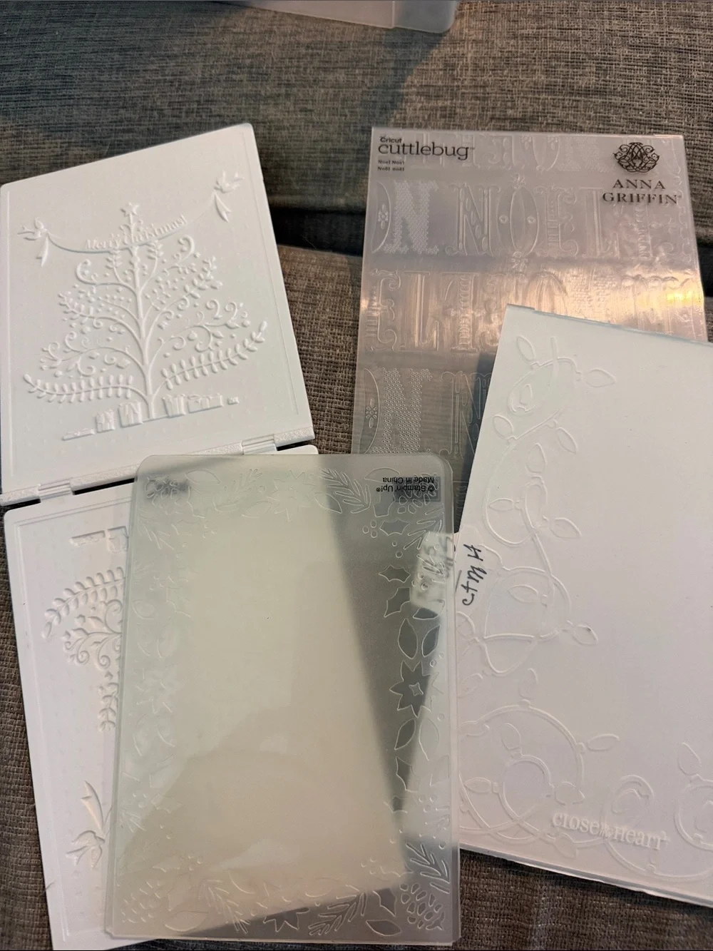 Set of 4 Christmas Embossing Folders
